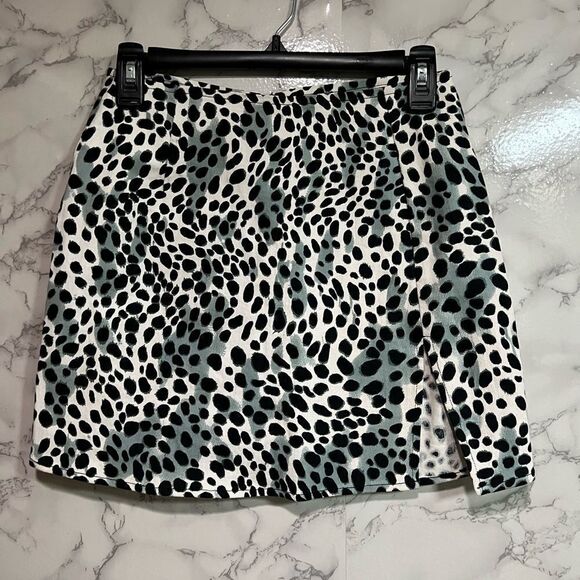 MOTEL Animal Print Skirt Size S - Picture 1 of 5